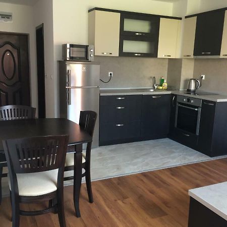Apartments Dione Pomorie Bagian luar foto