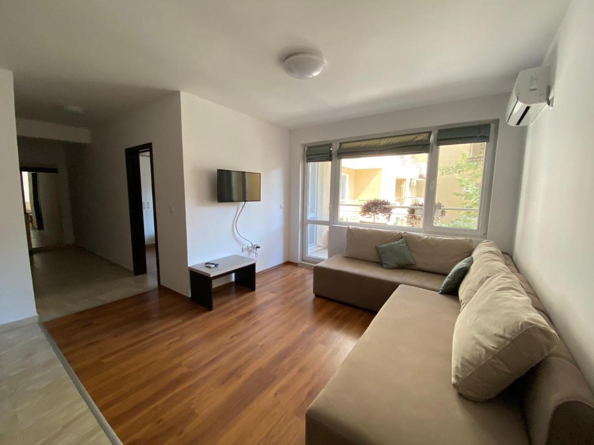 Apartments Dione Pomorie Bagian luar foto