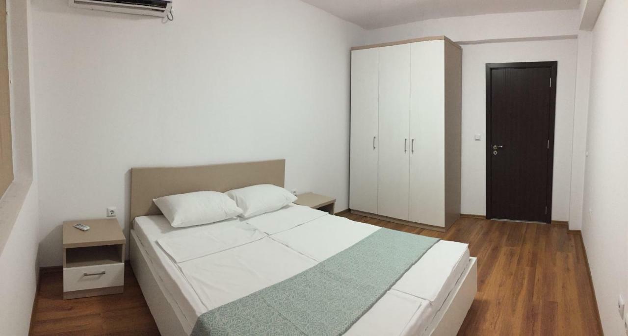 Apartments Dione Pomorie Bagian luar foto