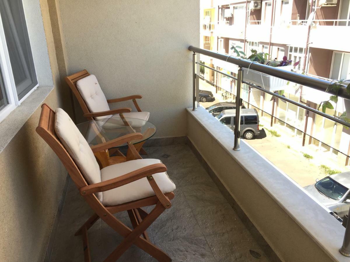 Apartments Dione Pomorie Bagian luar foto