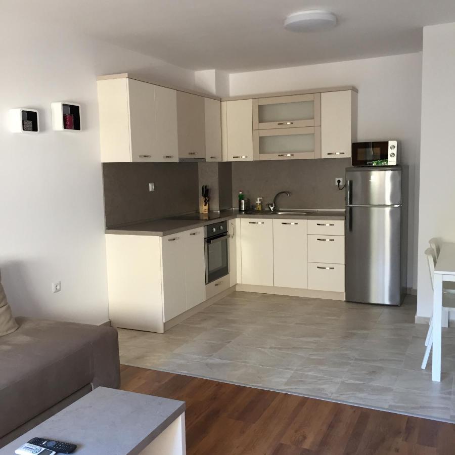 Apartments Dione Pomorie Bagian luar foto