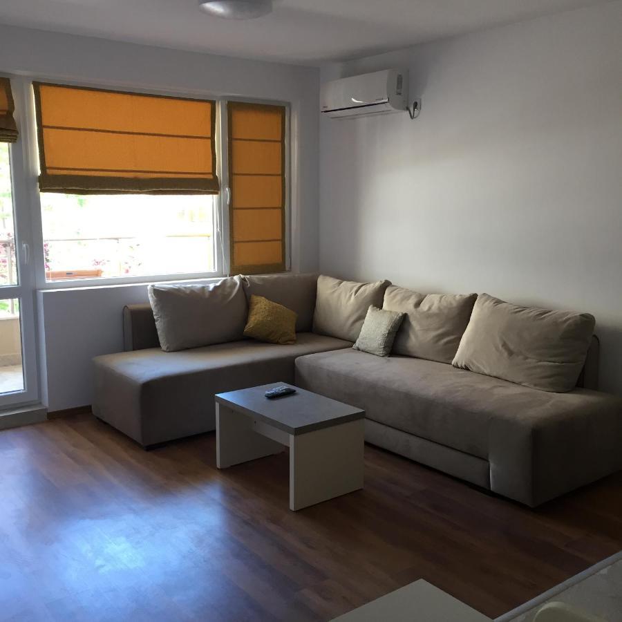 Apartments Dione Pomorie Bagian luar foto